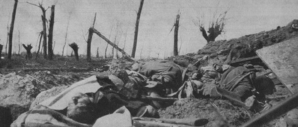 H:\Downloads\Wallpaper\WW1\Compressed photos\c_23-r_British and French soldiers killed by German gas attack on Hill 60.jpg