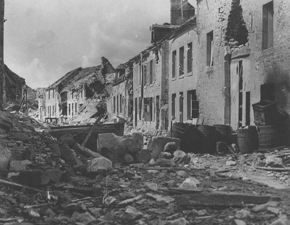 H:\Downloads\Wallpaper\WW1\Compressed photos\c_46-r_Destruction in Fismes.jpg